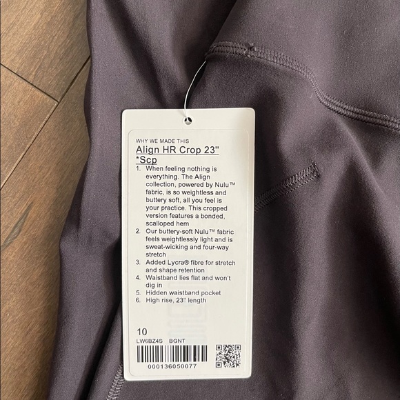 Lululemon Scallop Align leggings 23” - Picture 1 of 4